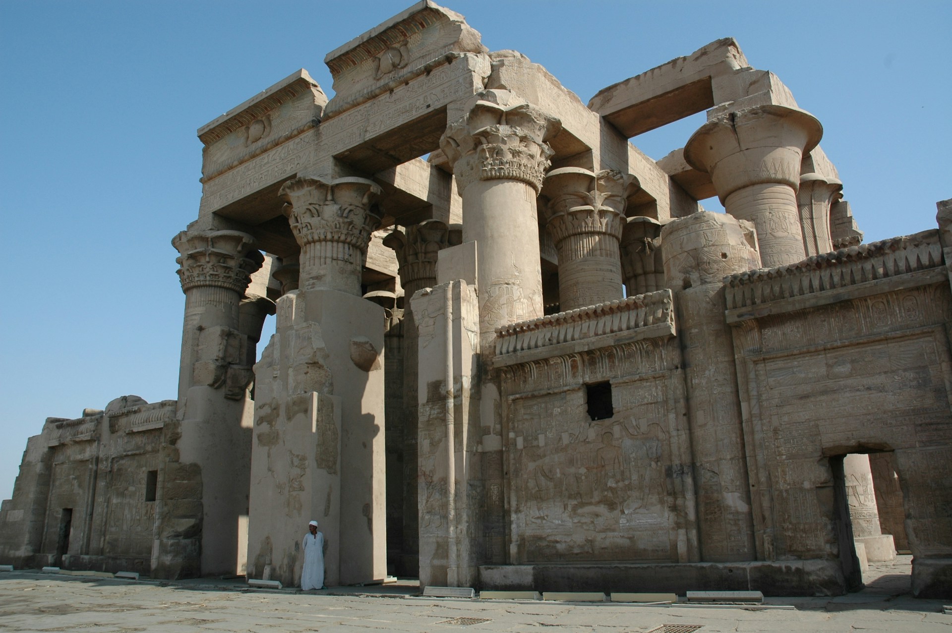 tour-img
