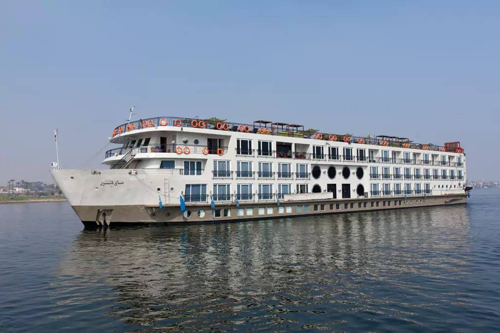 tour-img